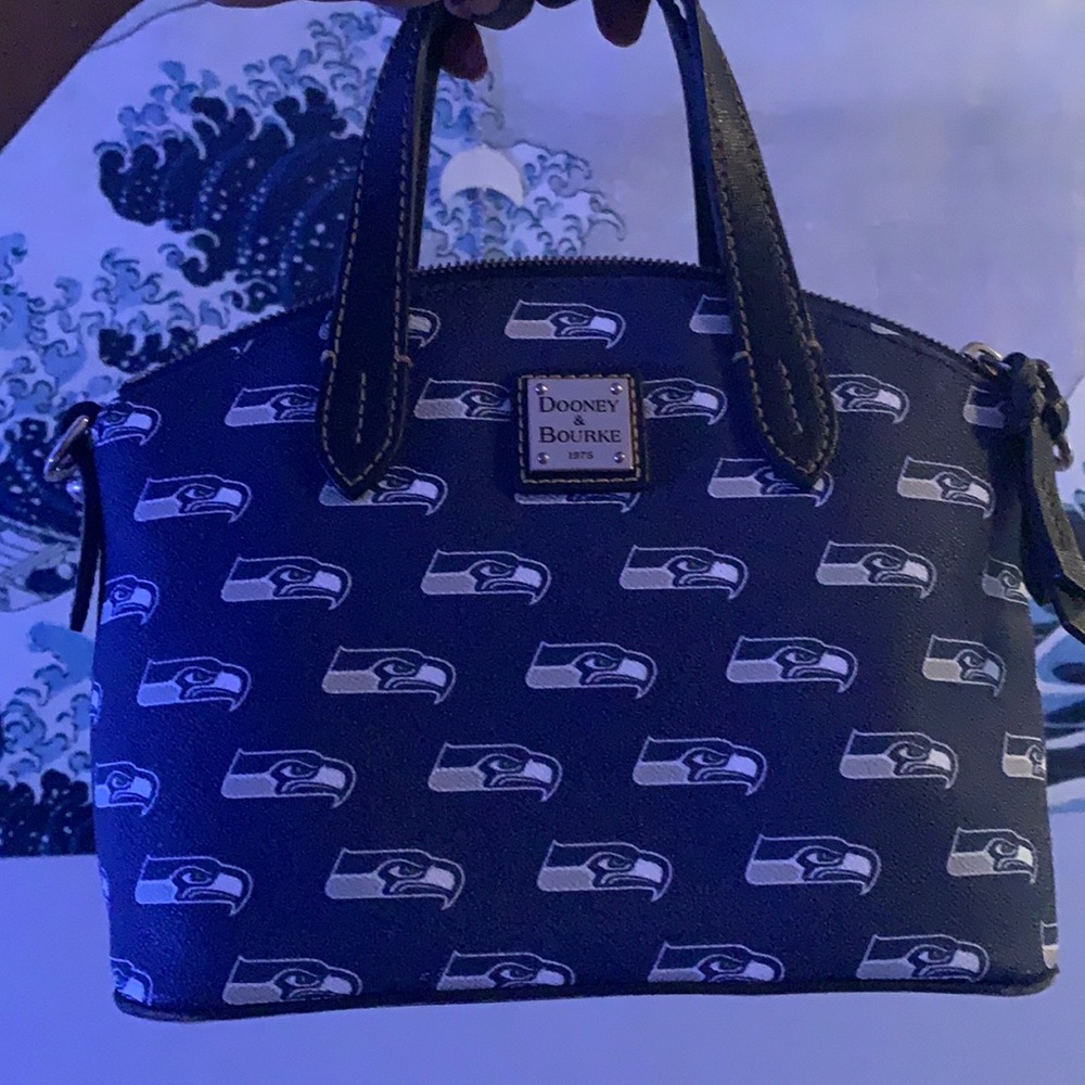 navy small dooney and bourke seahawks purse